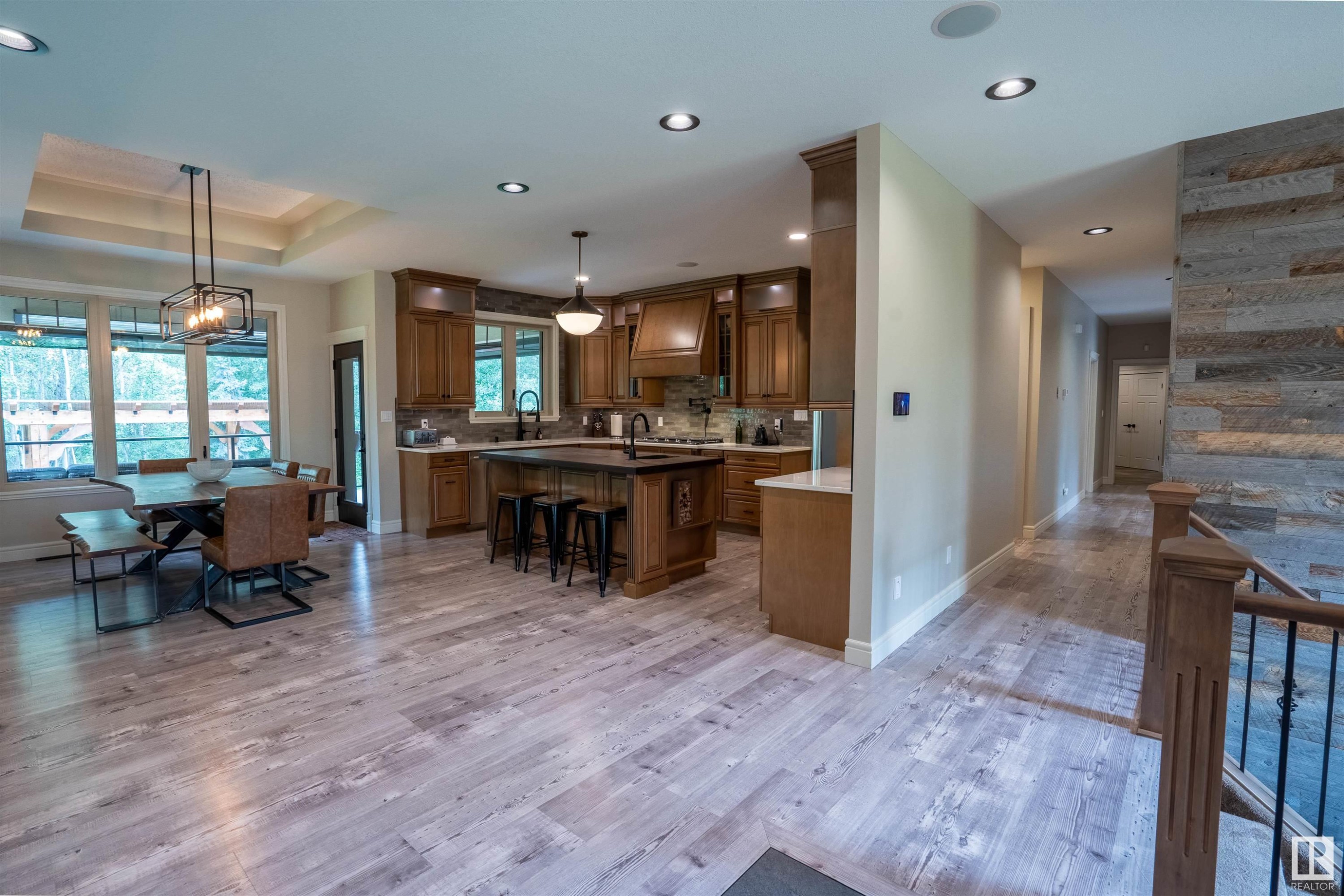 












55 53522 RGE ROAD 272

,
Rural Parkland County,




AB
T7X 2N3

