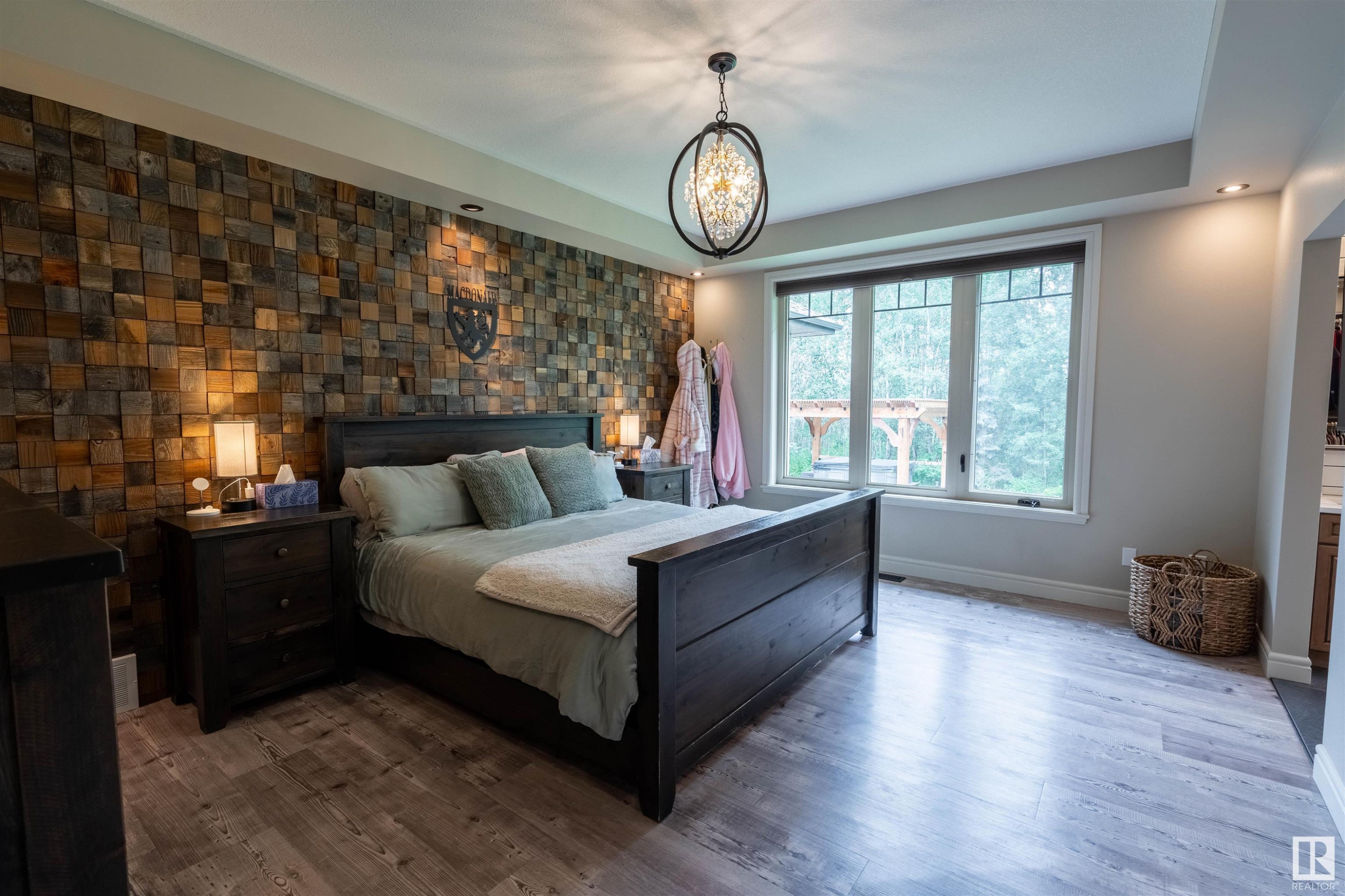 












55 53522 RGE ROAD 272

,
Rural Parkland County,




AB
T7X 2N3

