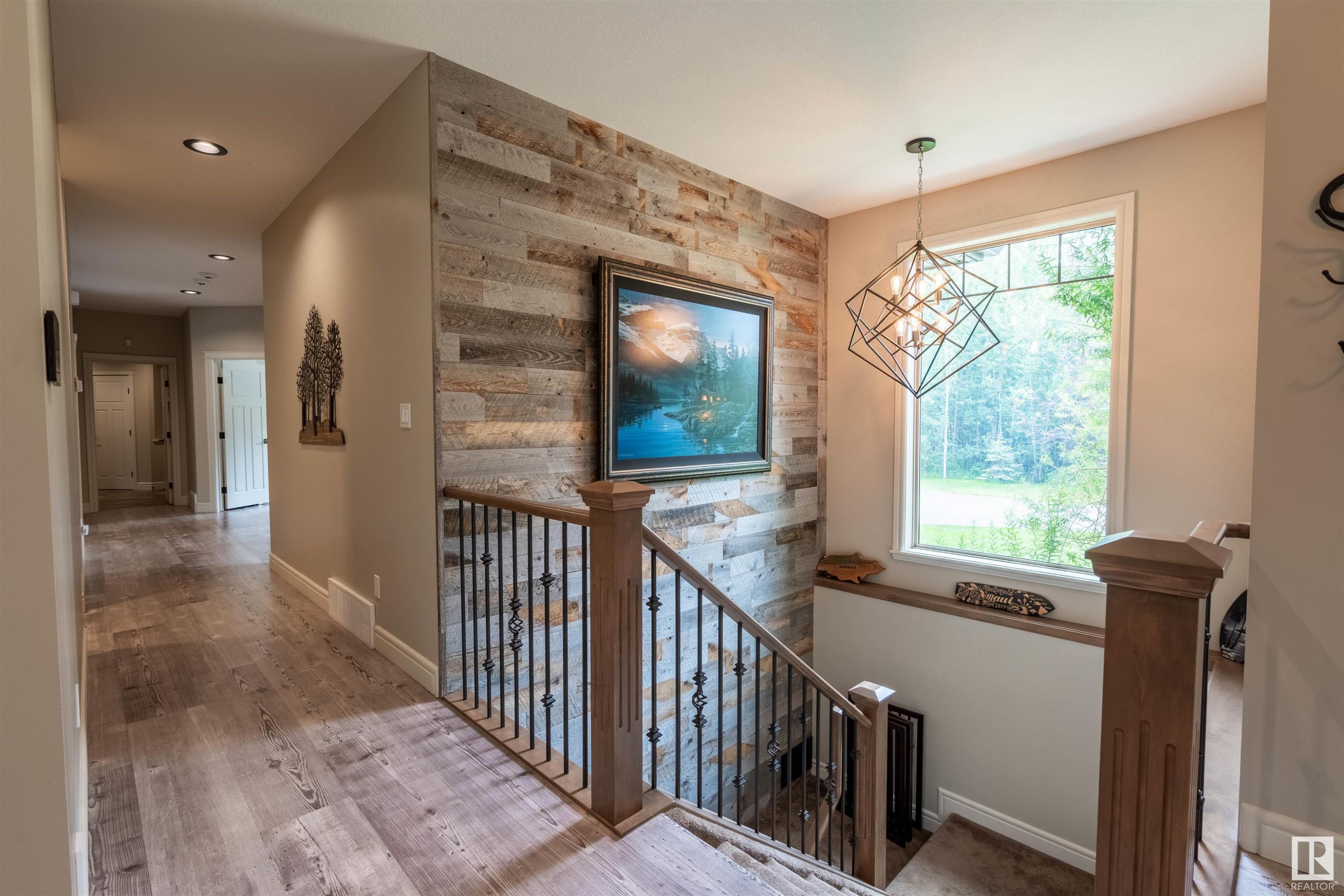 












55 53522 RGE ROAD 272

,
Rural Parkland County,




AB
T7X 2N3

