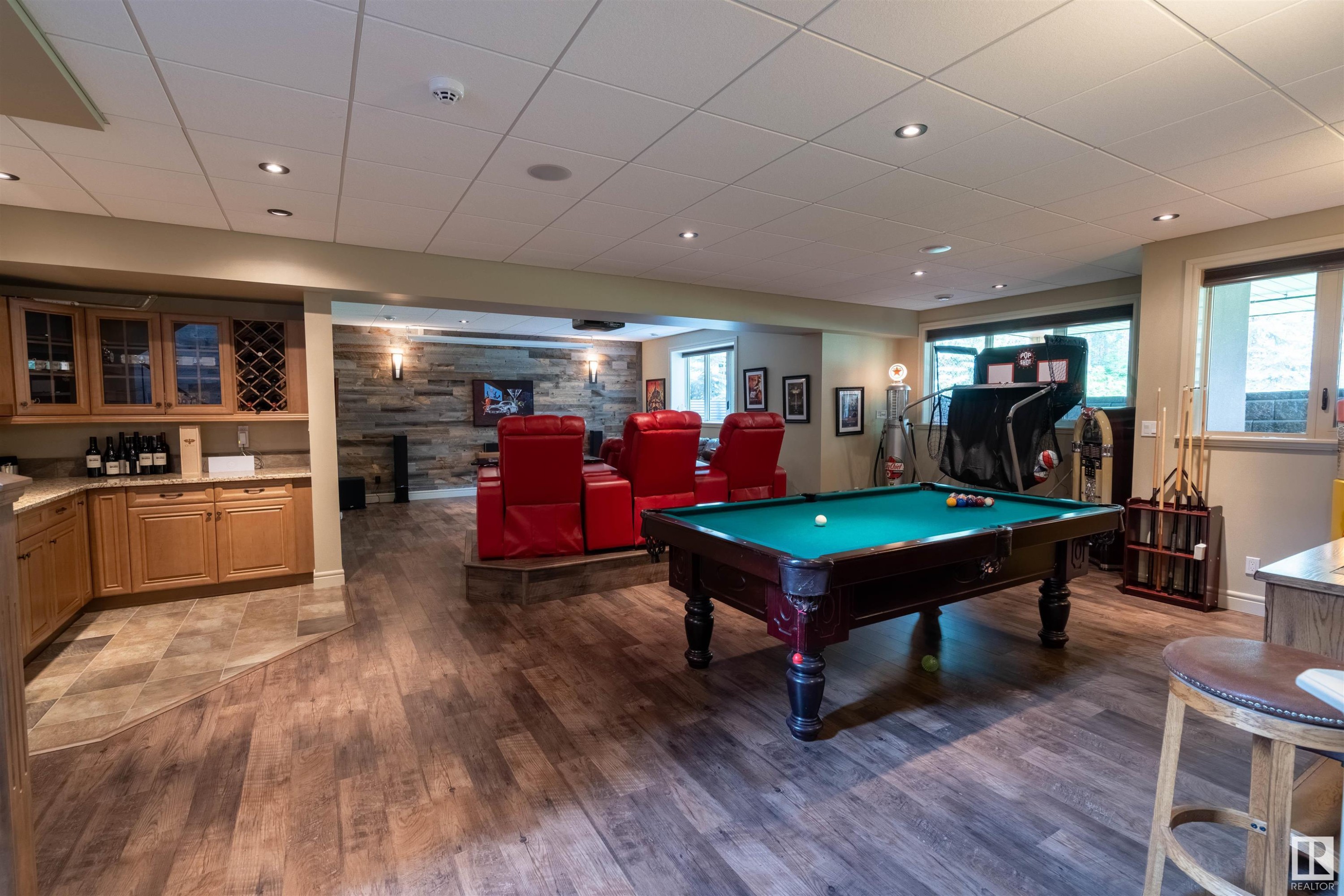 












55 53522 RGE ROAD 272

,
Rural Parkland County,




AB
T7X 2N3

