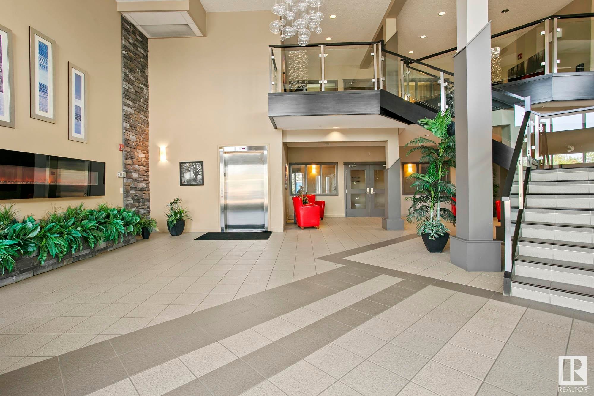 












311 4075 CLOVER BAR Road

,
Sherwood Park,




AB
T8H 0R6

