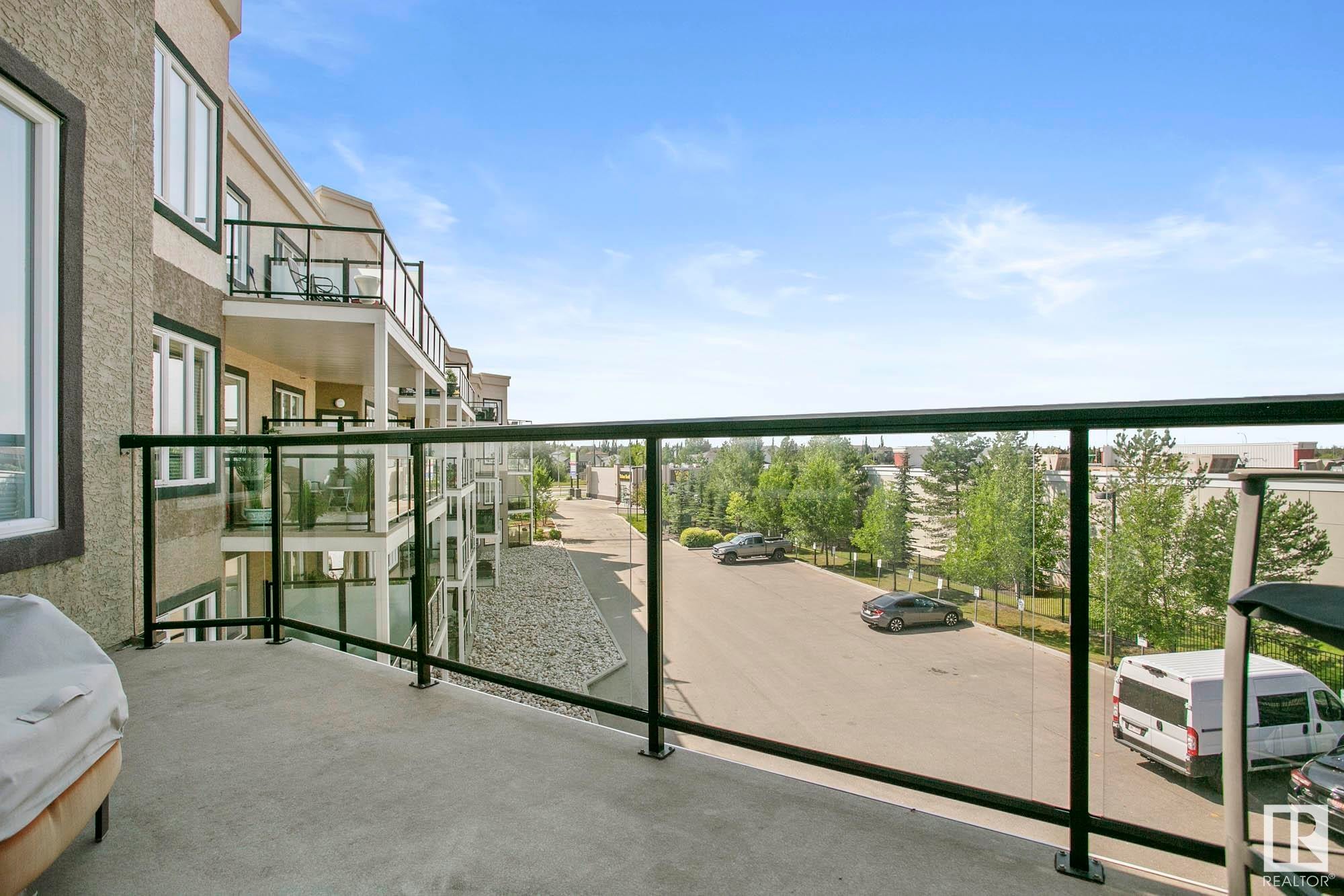 












311 4075 CLOVER BAR Road

,
Sherwood Park,




AB
T8H 0R6

