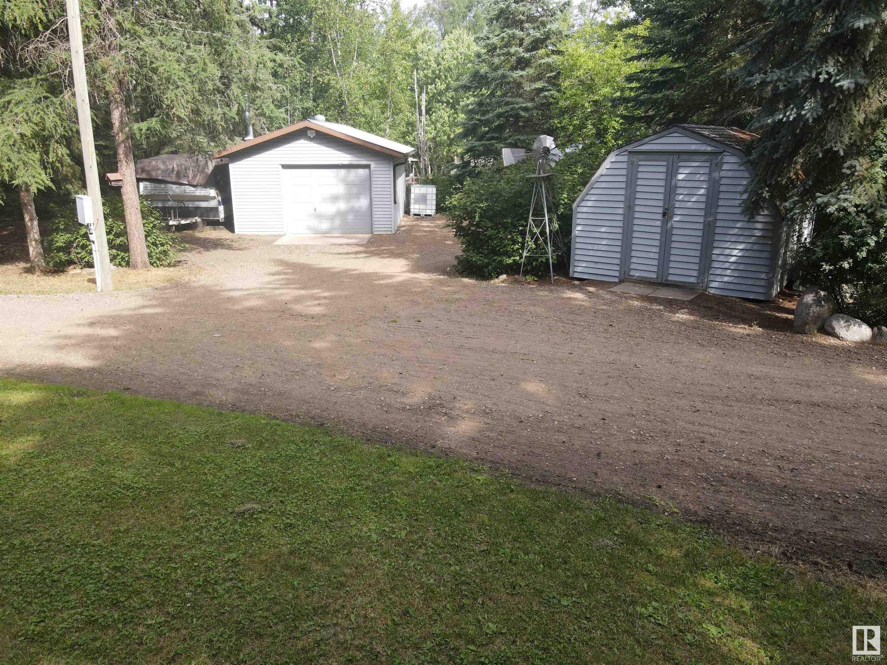 












400 12272 Twp Rd 602

,
Rural Smoky Lake County,







AB
T0A 3C0

