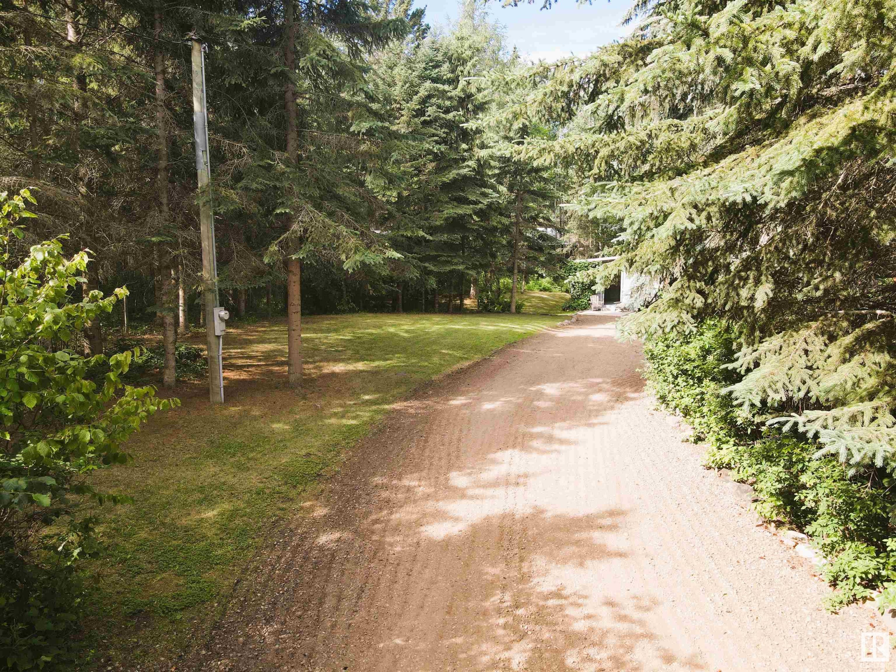 












400 12272 Twp Rd 602

,
Rural Smoky Lake County,







AB
T0A 3C0

