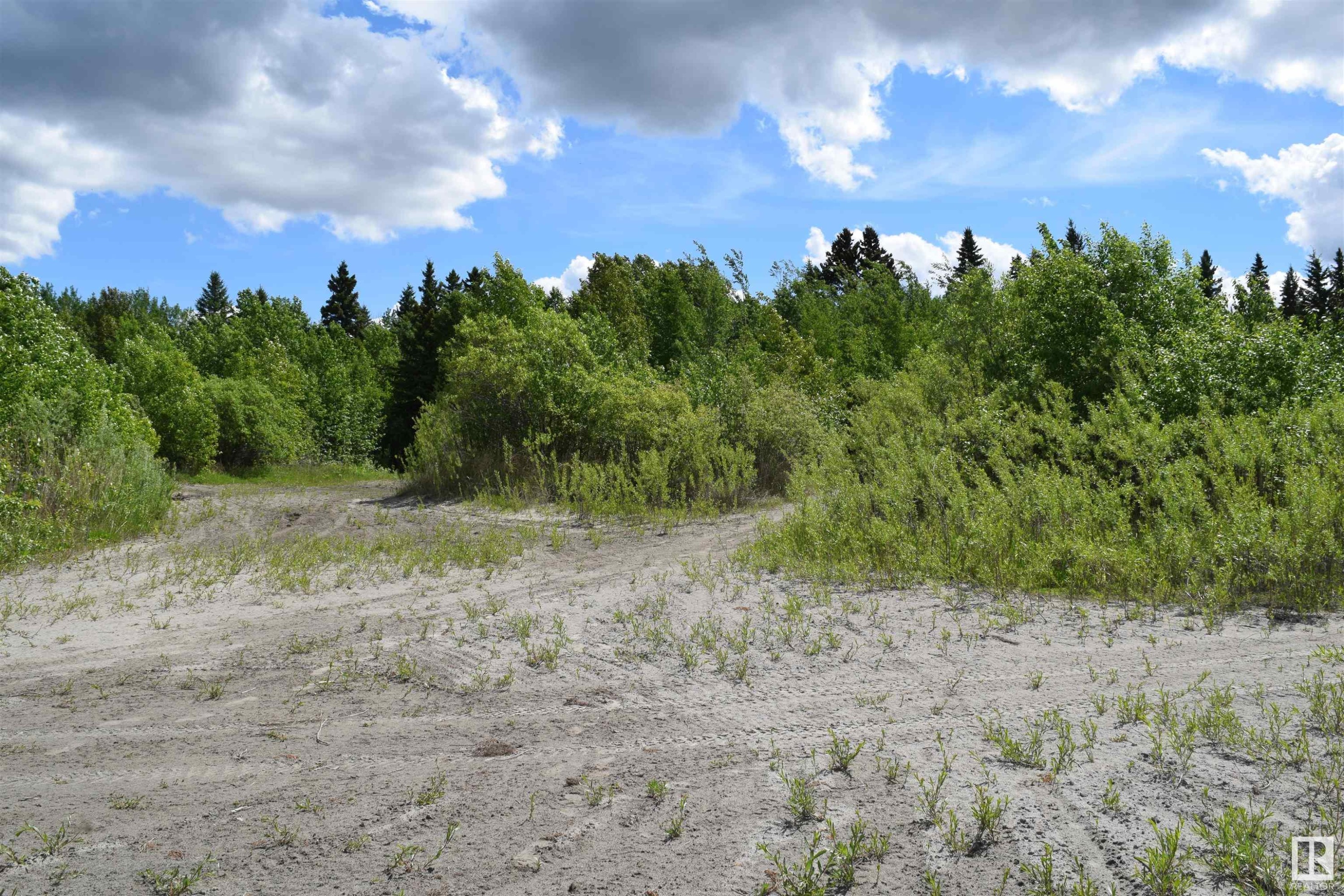 












400 12272 Twp Rd 602

,
Rural Smoky Lake County,







AB
T0A 3C0

