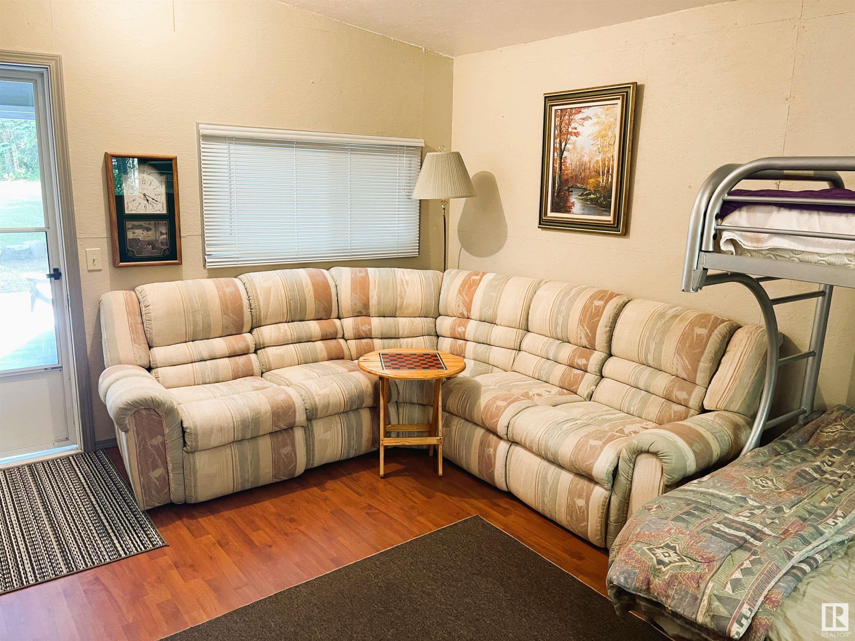 












400 12272 Twp Rd 602

,
Rural Smoky Lake County,







AB
T0A 3C0

