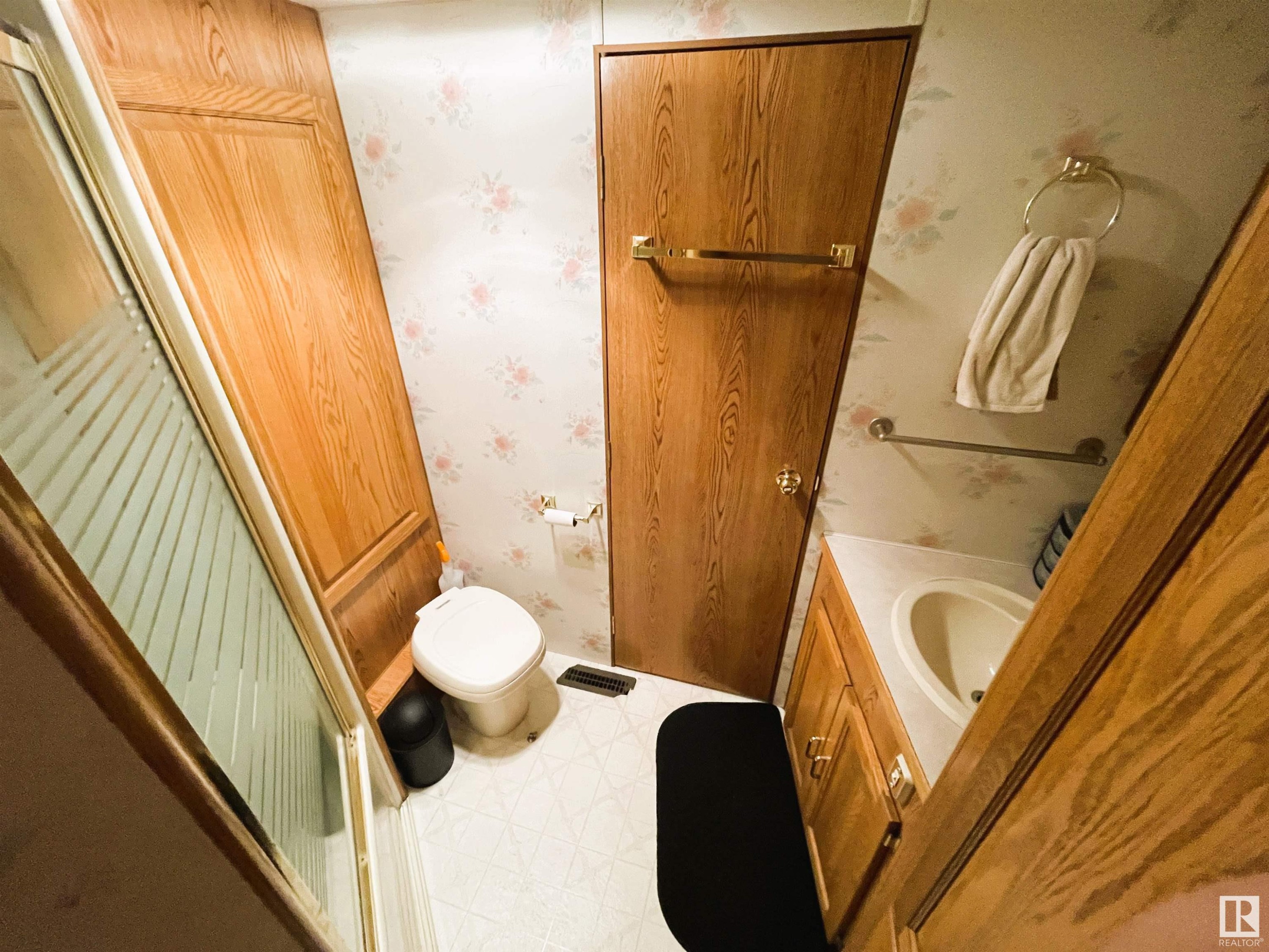 












400 12272 Twp Rd 602

,
Rural Smoky Lake County,







AB
T0A 3C0

