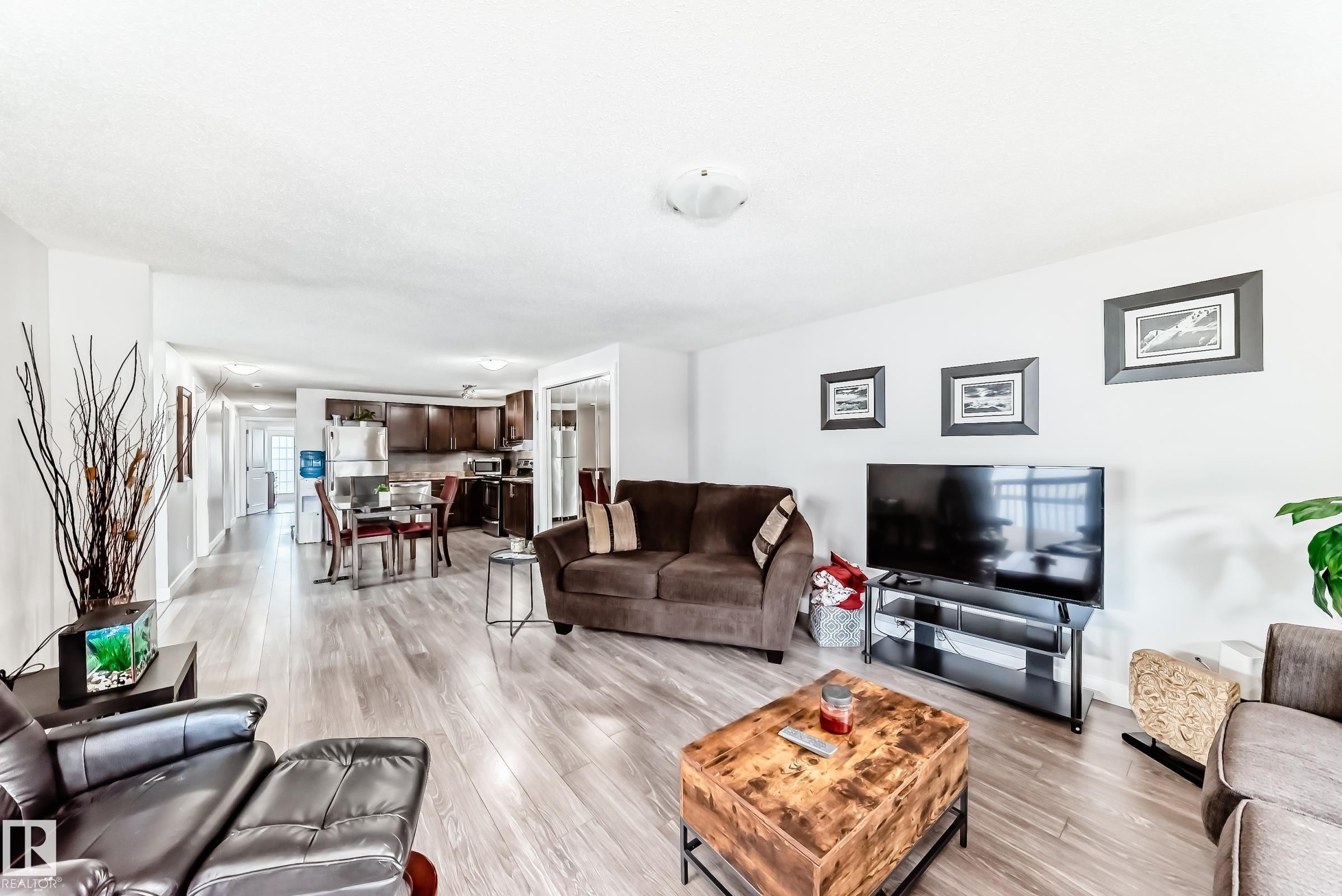 












140 West View Crescent

,
Edmonton,




AB
T5S 1T5

