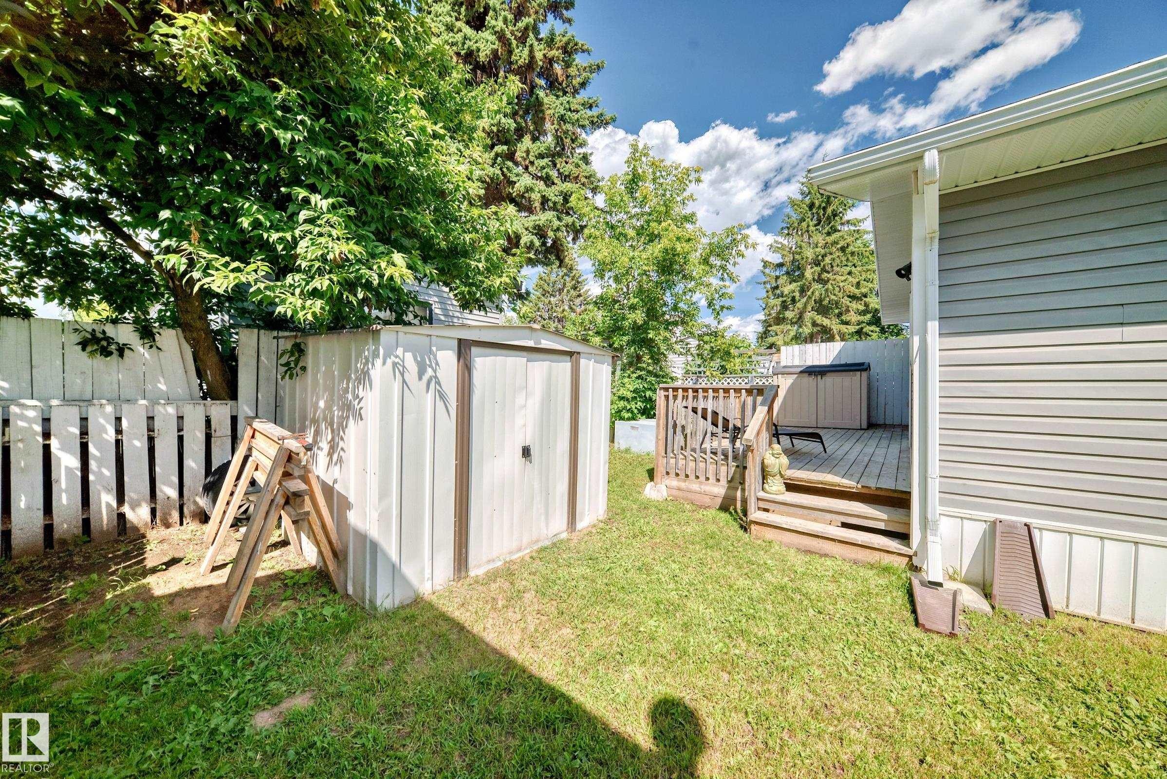 












140 West View Crescent

,
Edmonton,




AB
T5S 1T5

