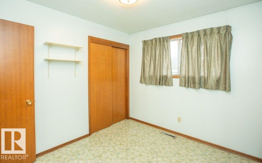 












64223 rg rd 13

,
Rural Westlock County,




AB
T0G 0Y0

