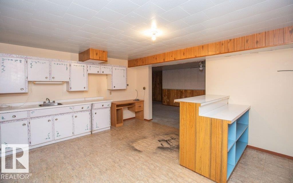 












64223 rg rd 13

,
Rural Westlock County,




AB
T0G 0Y0

