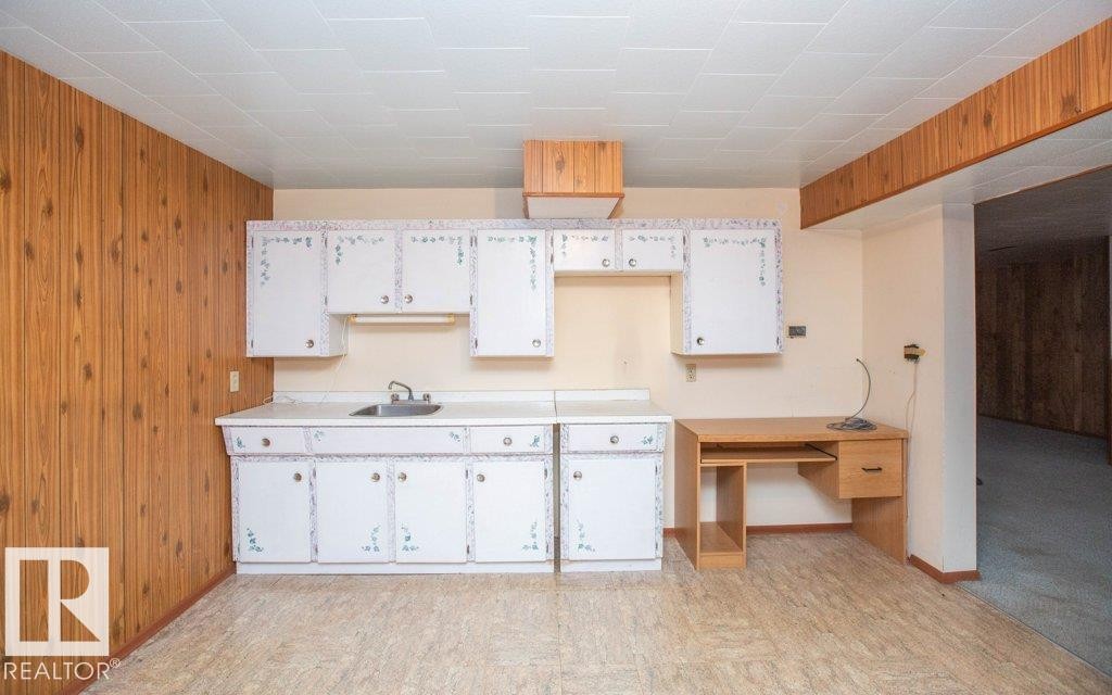 












64223 rg rd 13

,
Rural Westlock County,




AB
T0G 0Y0

