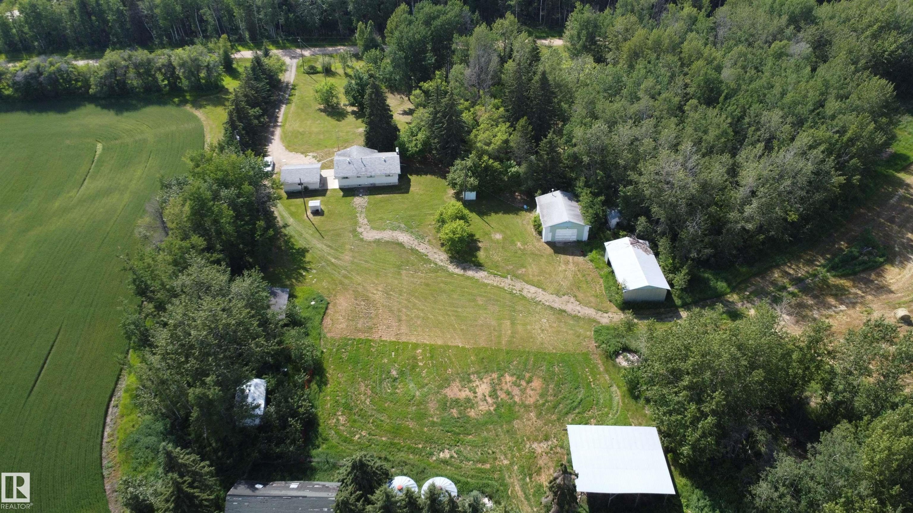 












64223 rg rd 13

,
Rural Westlock County,




AB
T0G 0Y0

