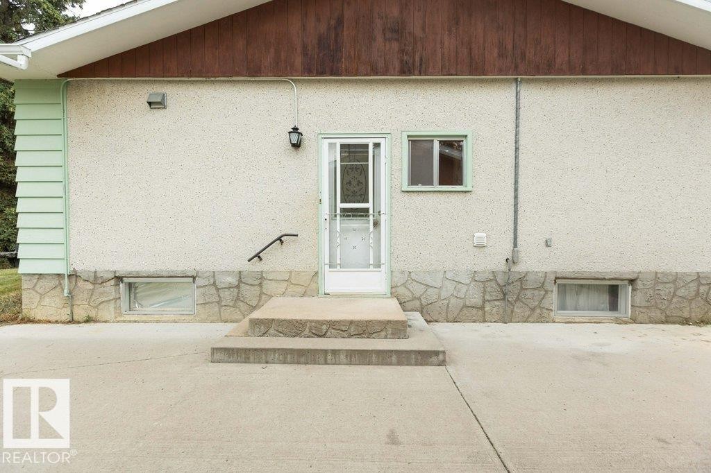 












64223 rg rd 13

,
Rural Westlock County,




AB
T0G 0Y0

