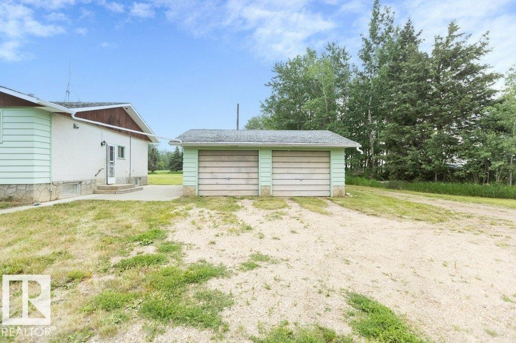 












64223 rg rd 13

,
Rural Westlock County,




AB
T0G 0Y0

