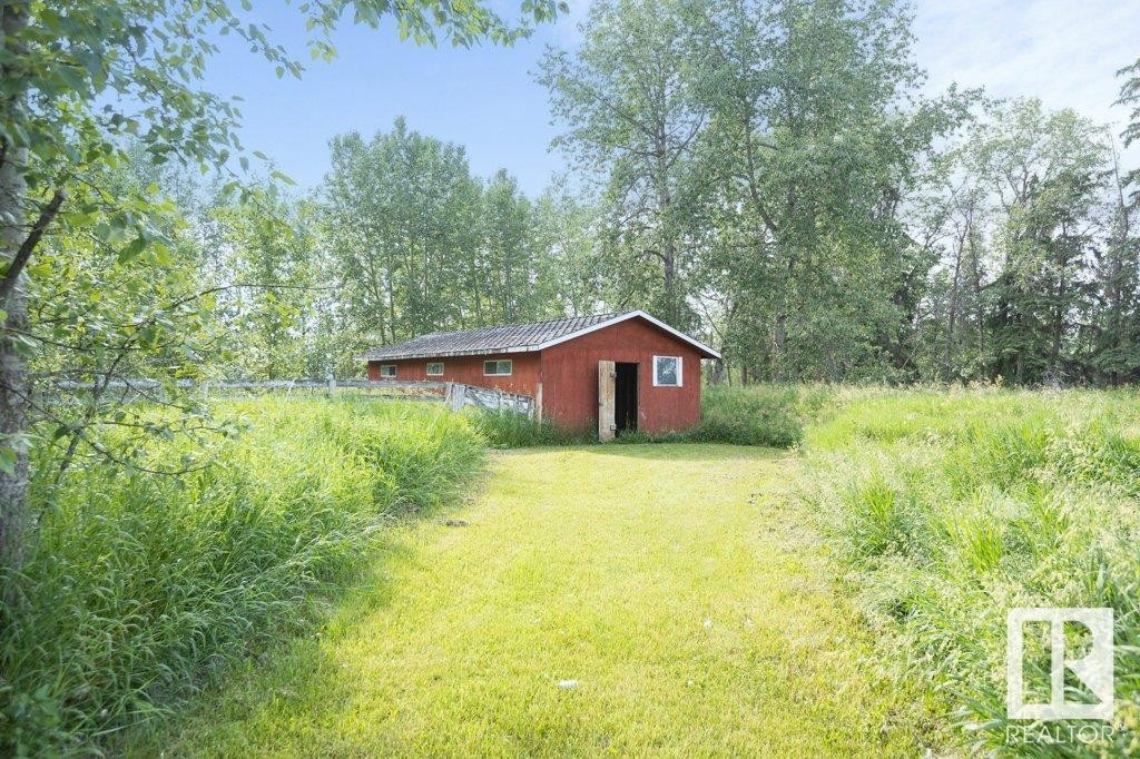 












64217 Rg Rd 12

,
Rural Westlock County,




AB
T0G 0Y0

