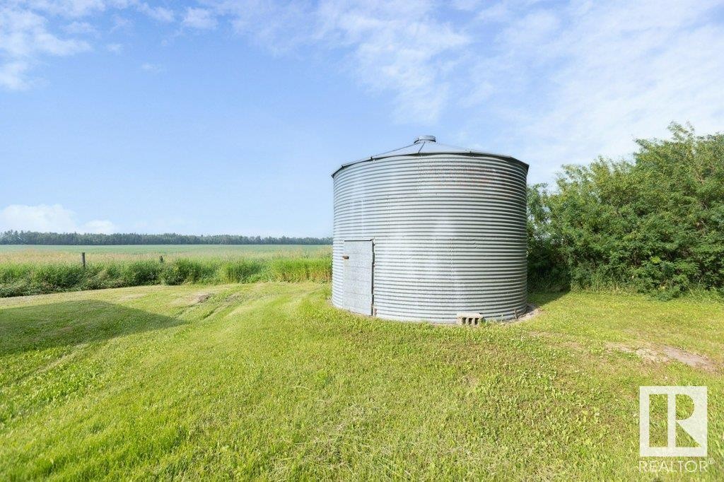 












64217 Rg Rd 12

,
Rural Westlock County,




AB
T0G 0Y0

