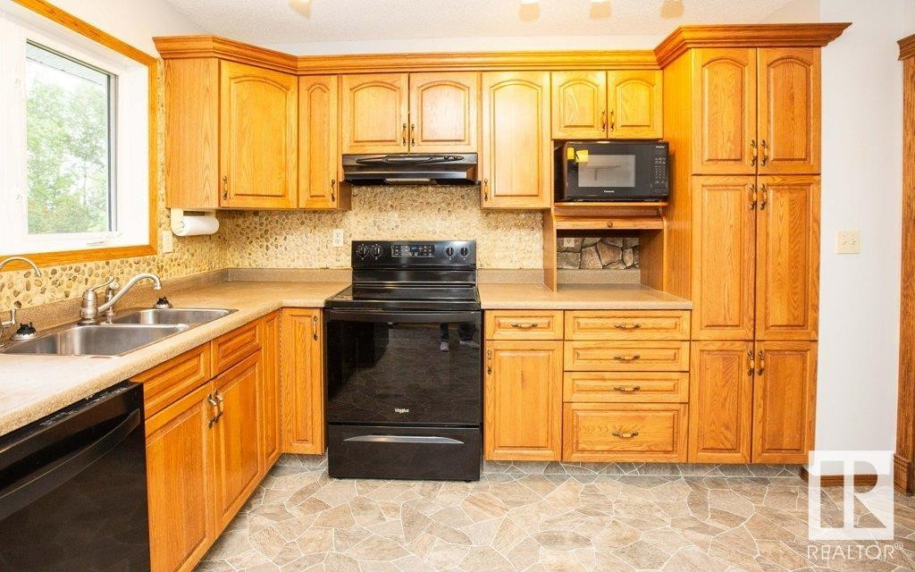 












64217 Rg Rd 12

,
Rural Westlock County,




AB
T0G 0Y0

