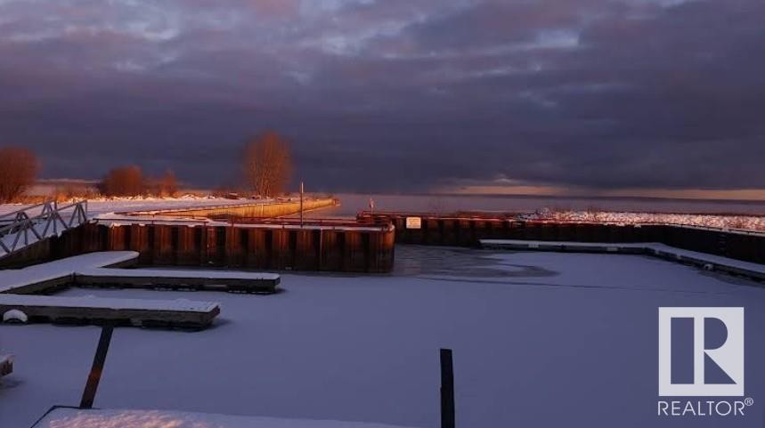 












19 5 Avenue

,
Faust,







AB
T0G 0X0

