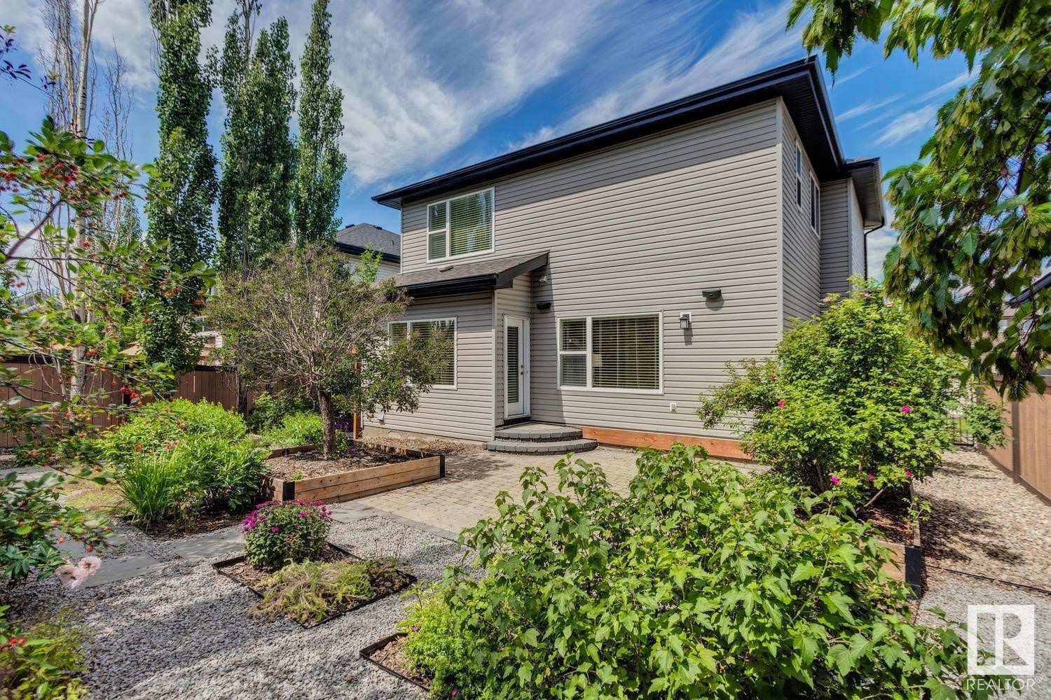 












55 NORTH RIDGE Drive

,
St. Albert,




AB
T8N 7M6

