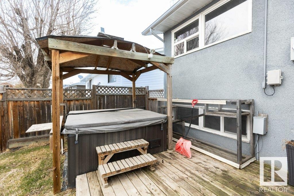 












10624 104 Street

,
Westlock,




AB
T7P 2P6


