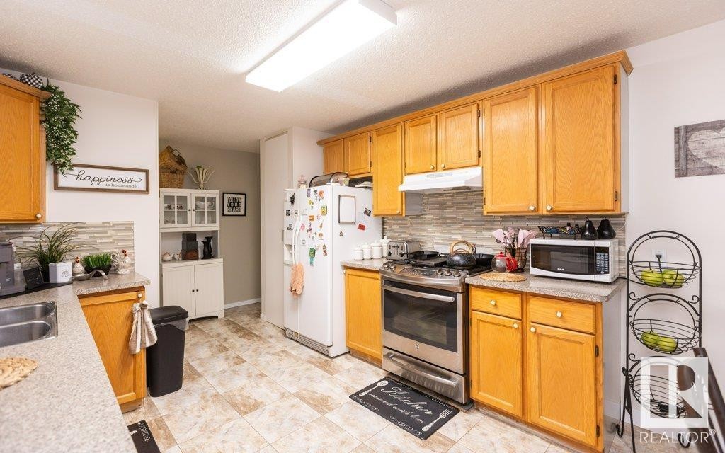 












10624 104 Street

,
Westlock,




AB
T7P 2P6

