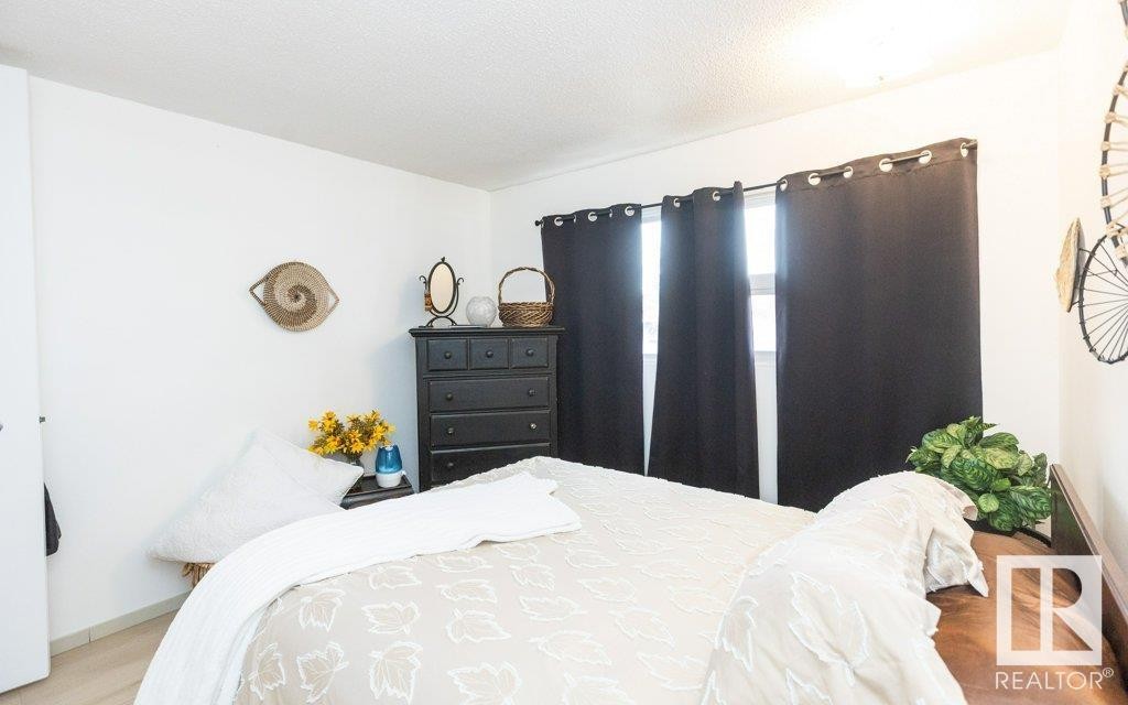 












10624 104 Street

,
Westlock,




AB
T7P 2P6

