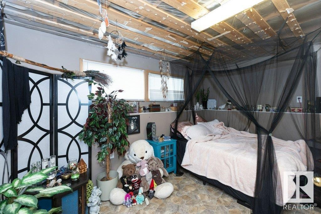 












10624 104 Street

,
Westlock,




AB
T7P 2P6

