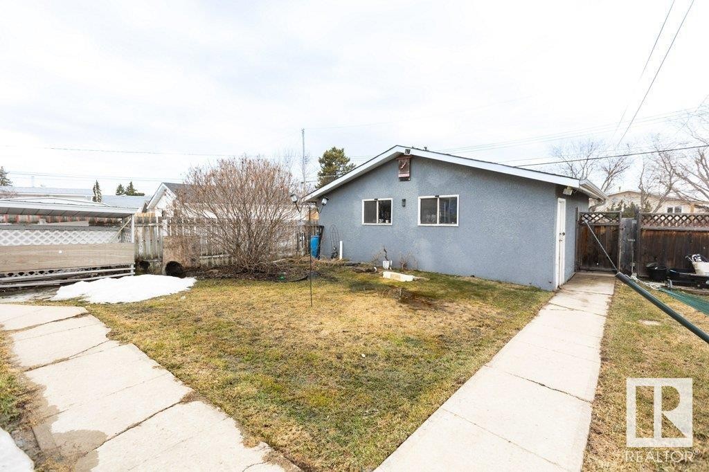 












10624 104 Street

,
Westlock,




AB
T7P 2P6

