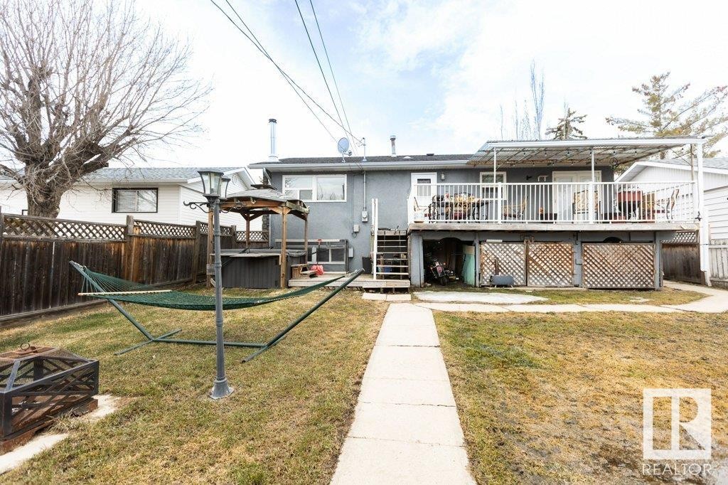 












10624 104 Street

,
Westlock,




AB
T7P 2P6

