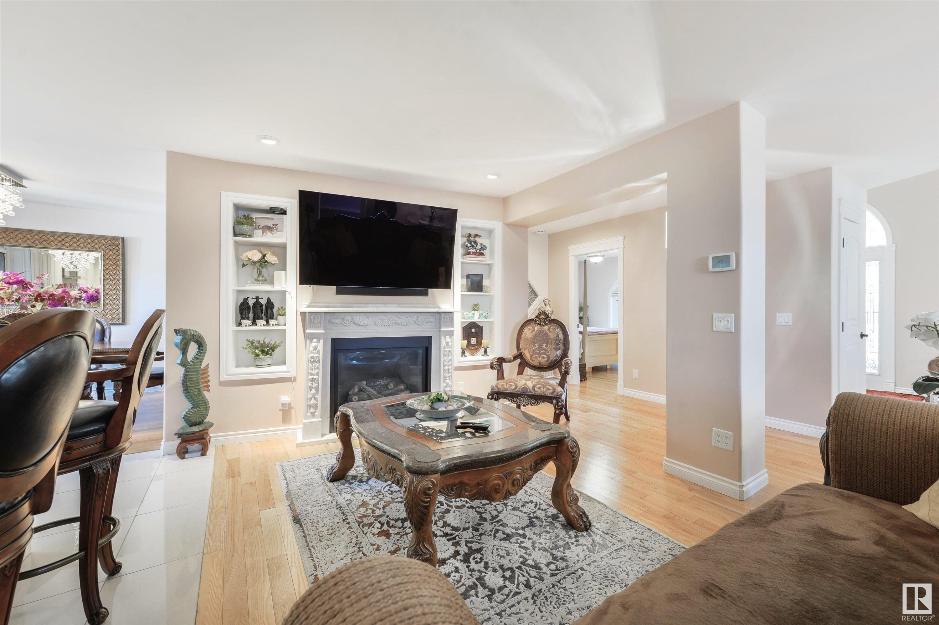 












9720 65 Avenue

,
Edmonton,




AB
T6E 0K6

