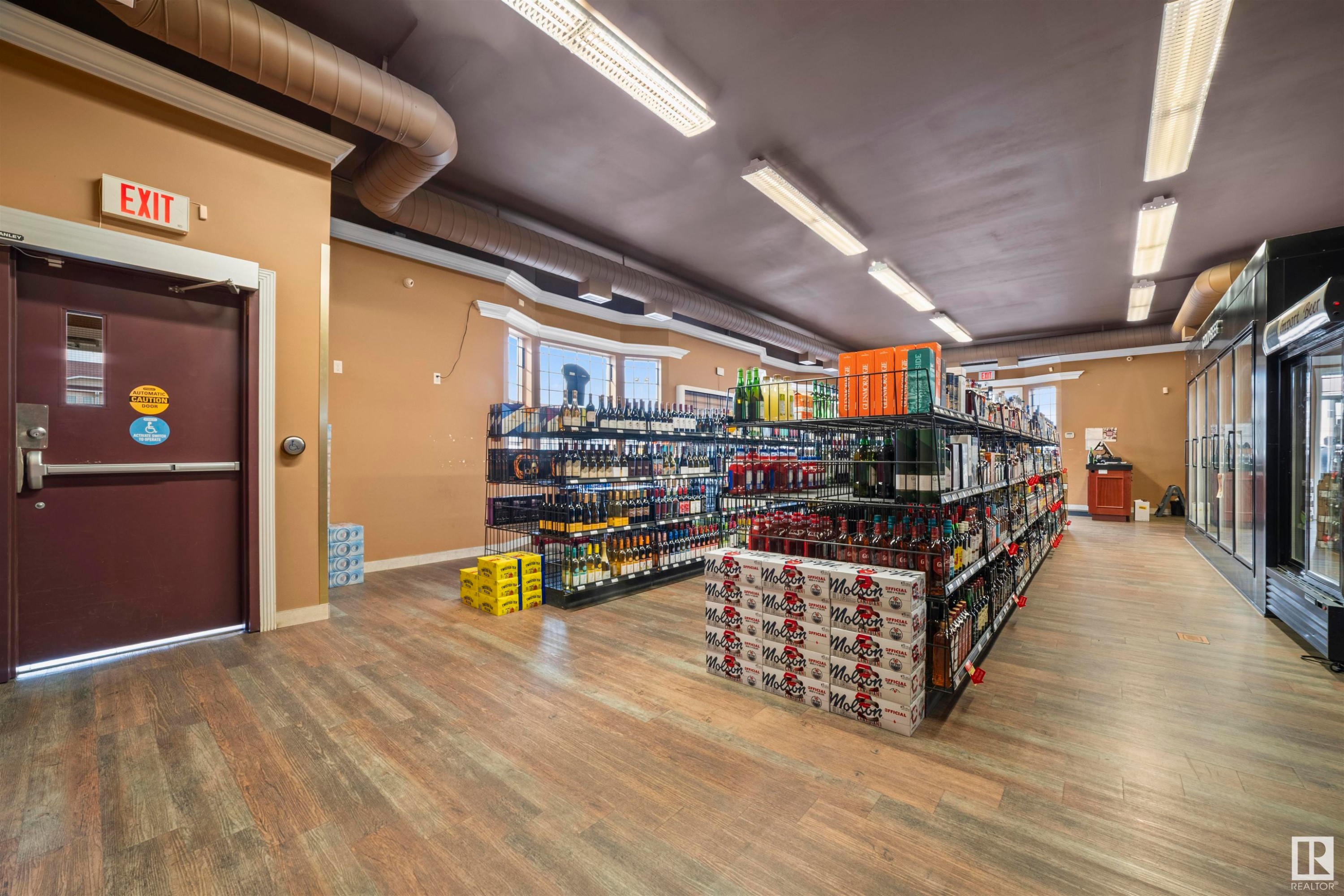 












0 NA

,
Whitecourt Airport,




AB
T7S 1X3

