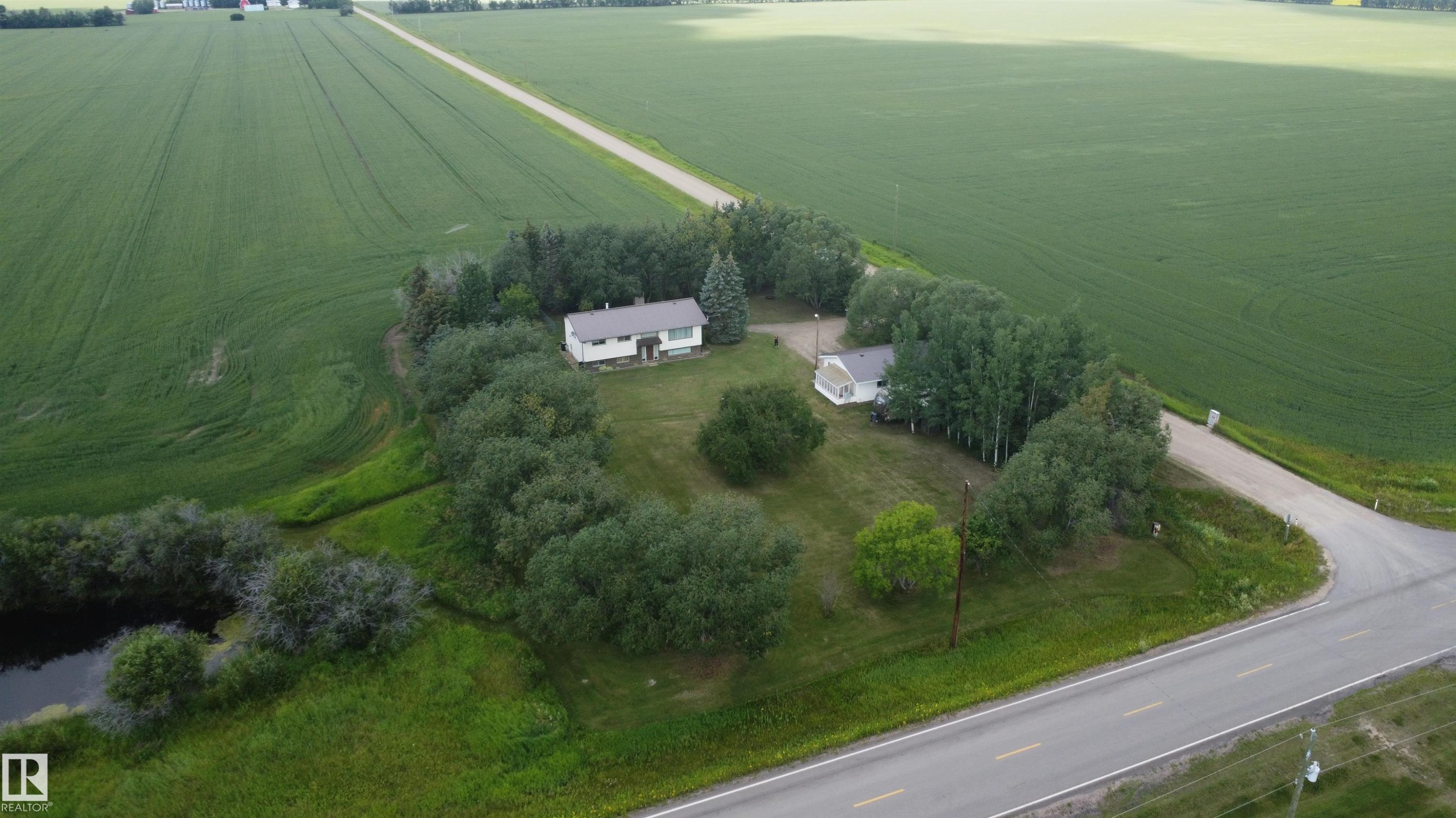 












2001 Twp Rd 604

,
Rural Westlock County,




AB
T7P 2N9

