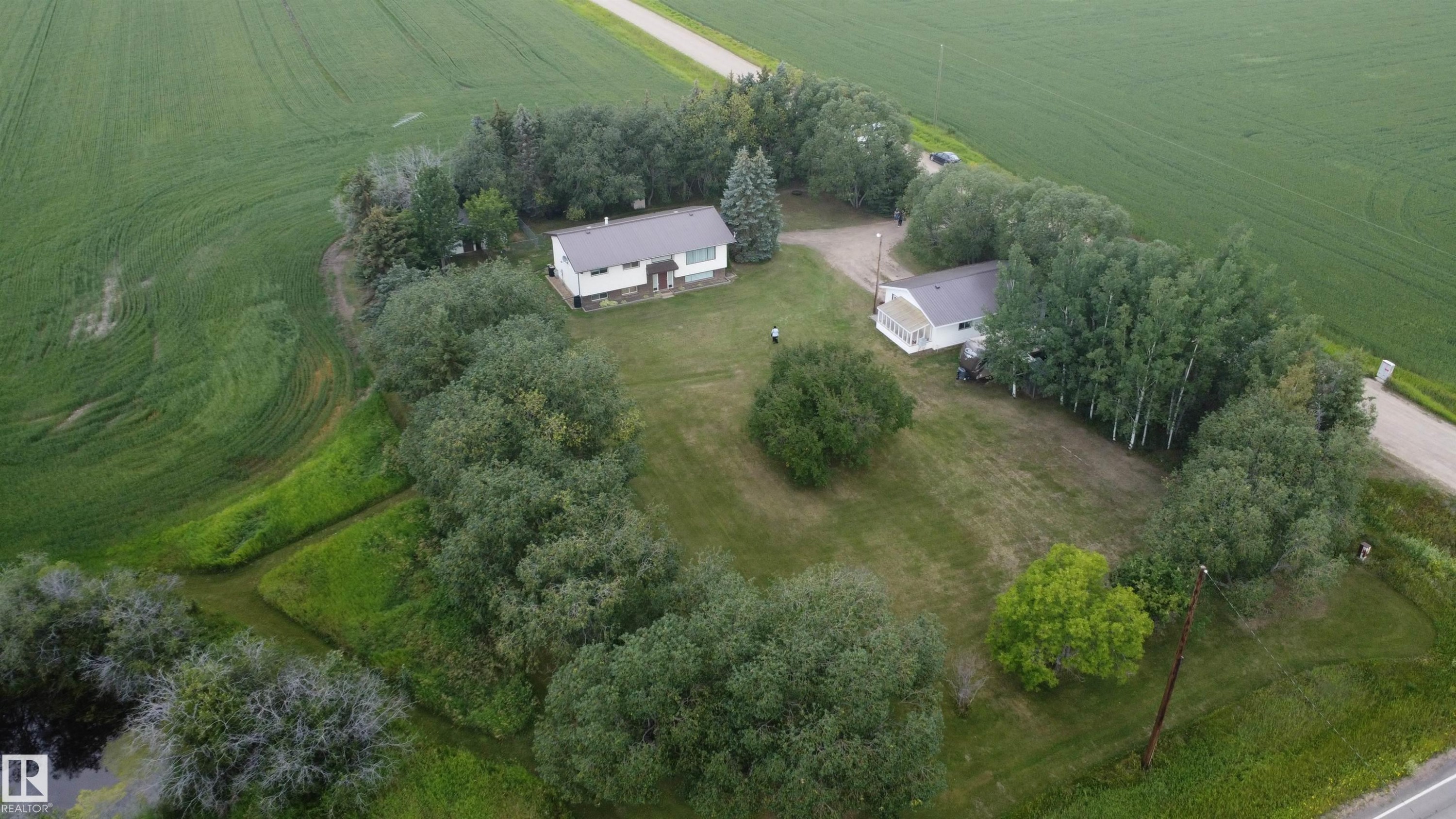 












2001 Twp Rd 604

,
Rural Westlock County,




AB
T7P 2N9


