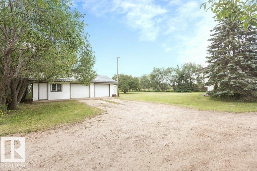 












2001 Twp Rd 604

,
Rural Westlock County,




AB
T7P 2N9


