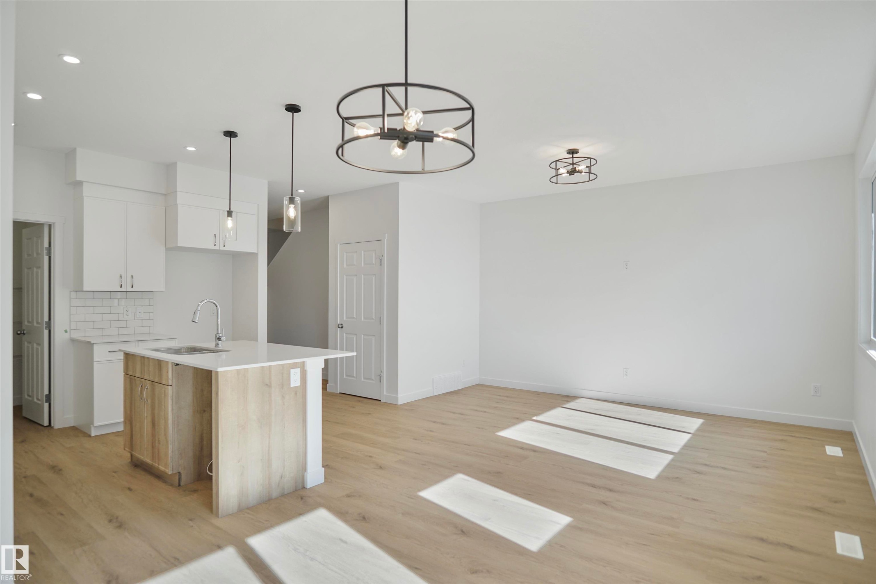 












8464 183 Avenue

,
Edmonton,




AB
T5Z 0L5

