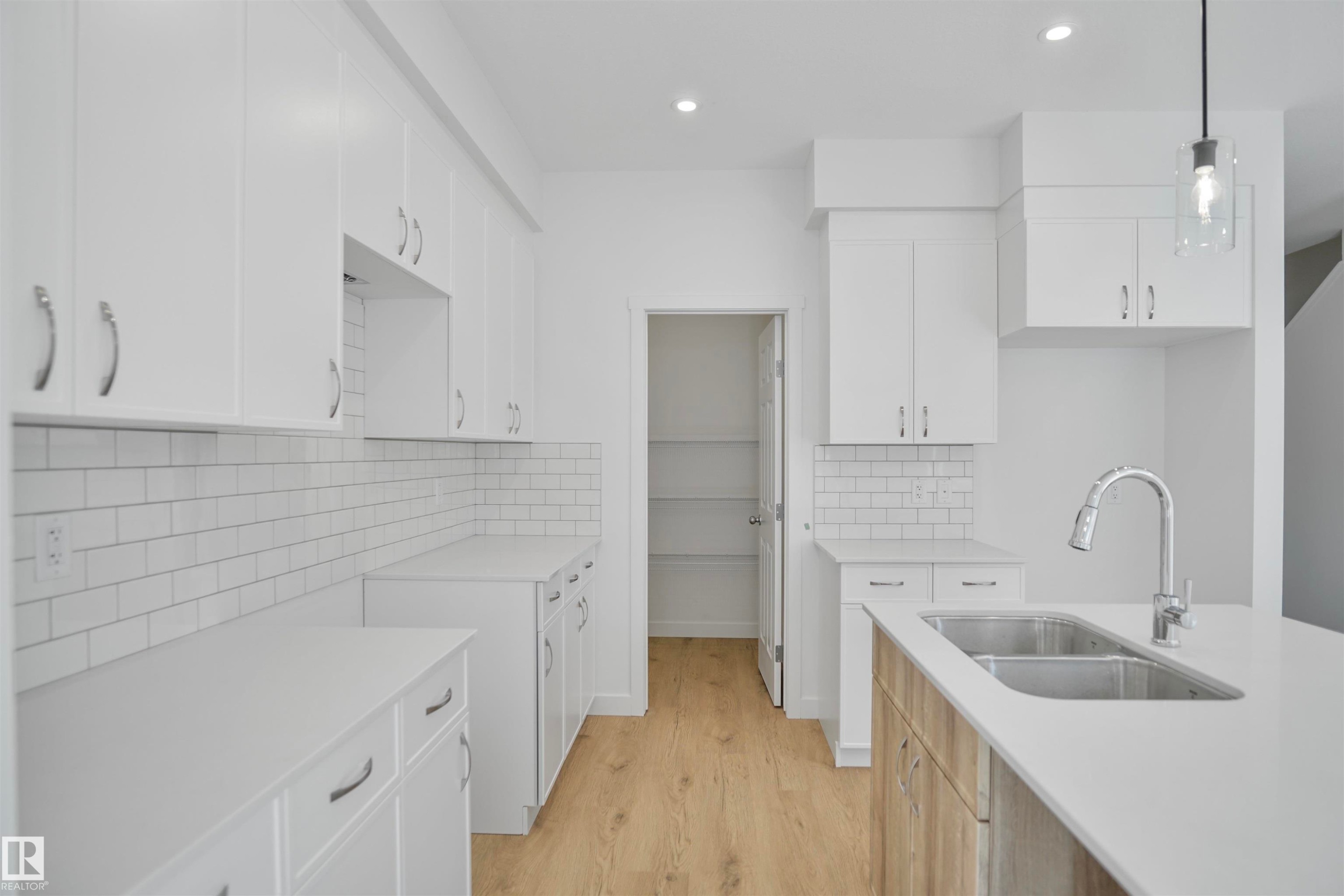 












8464 183 Avenue

,
Edmonton,




AB
T5Z 0L5

