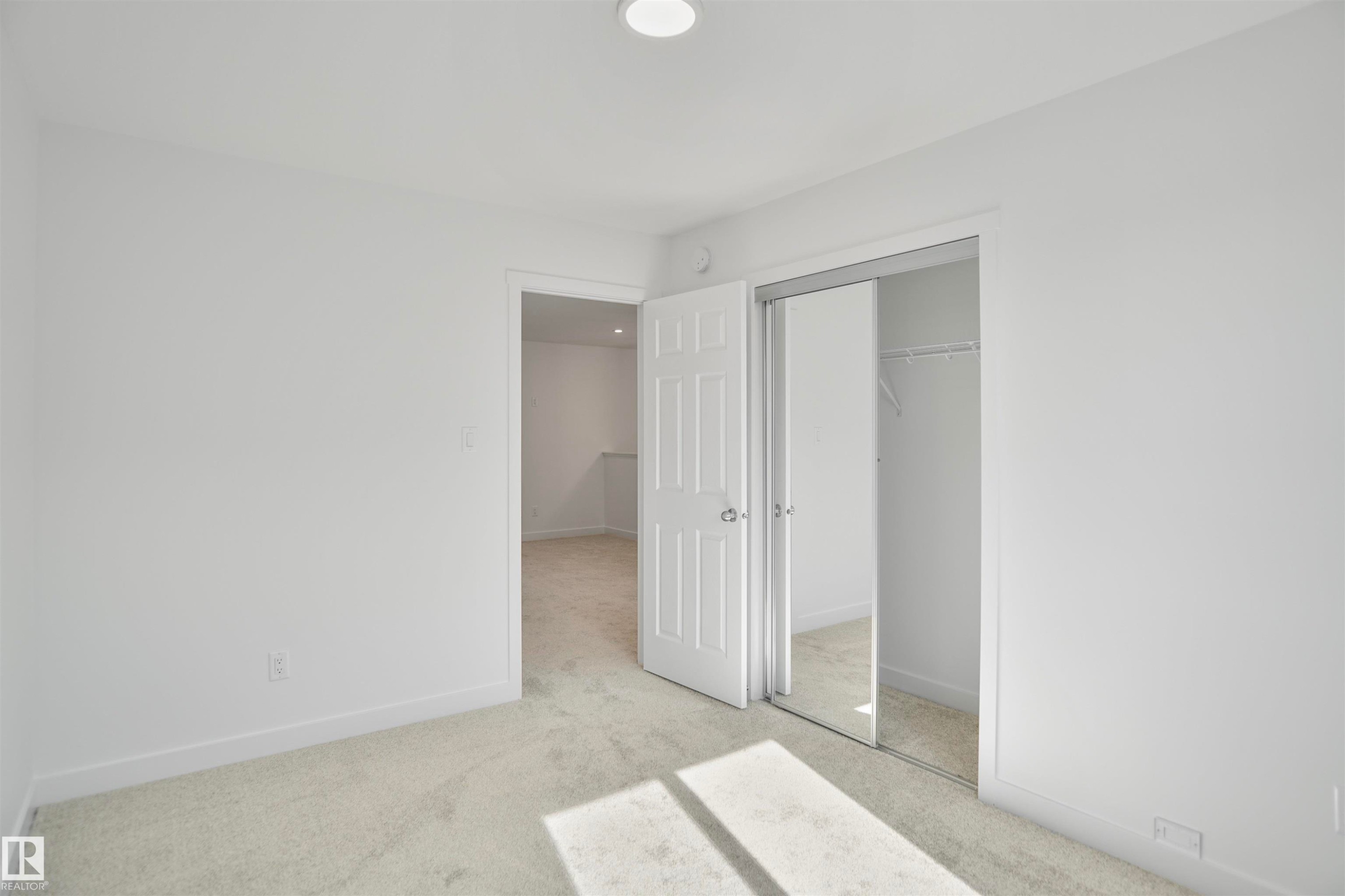 












8464 183 Avenue

,
Edmonton,




AB
T5Z 0L5

