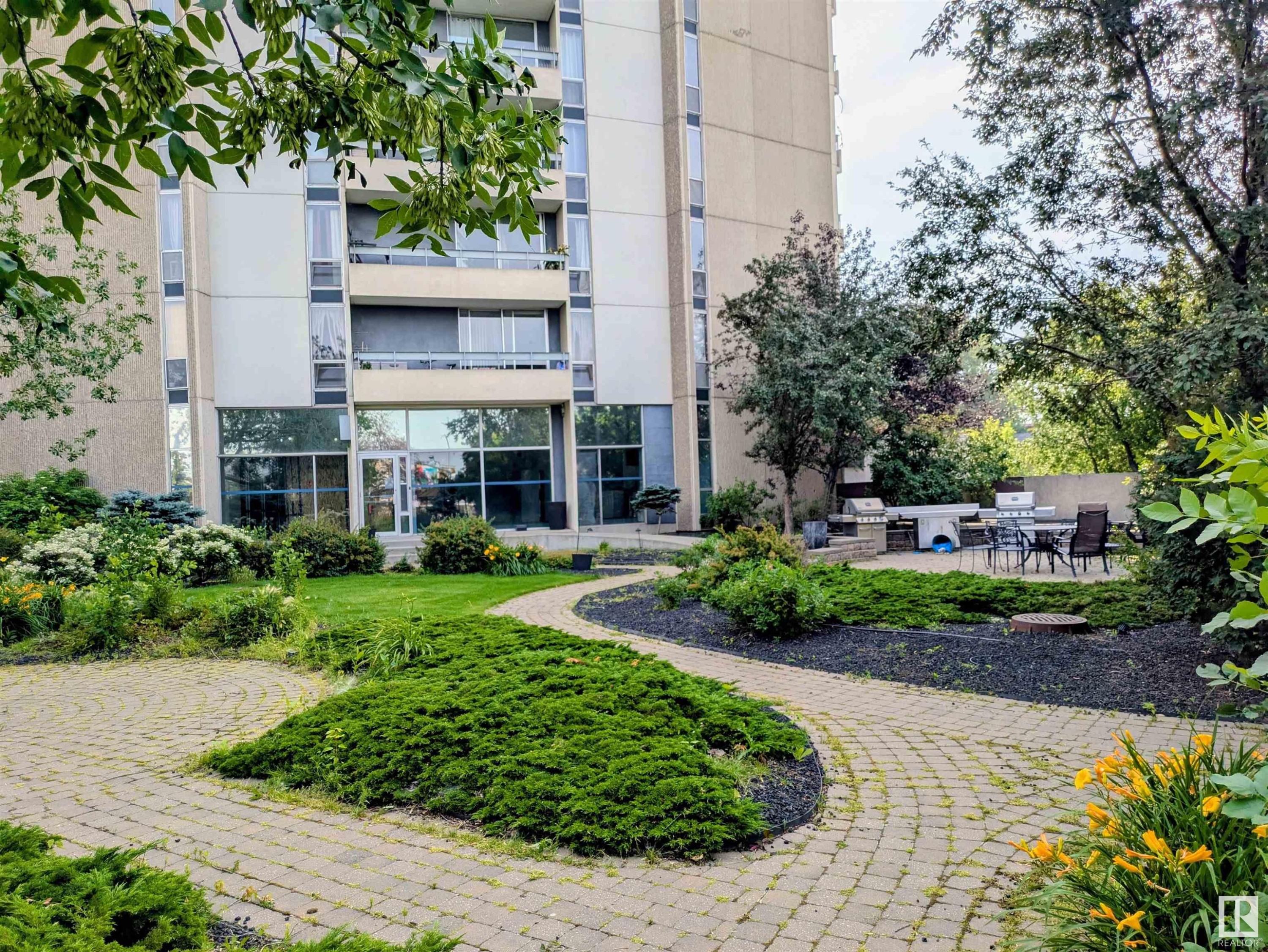 












1008 10883 SASKATCHEWAN Drive

,
Edmonton,




AB
T6E 4S6

