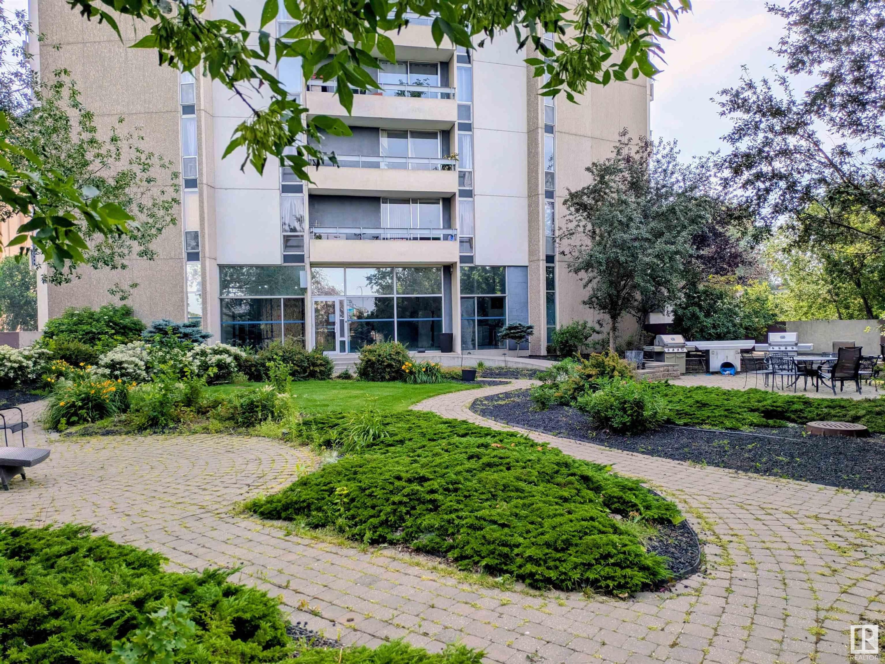 












1008 10883 SASKATCHEWAN Drive

,
Edmonton,




AB
T6E 4S6

