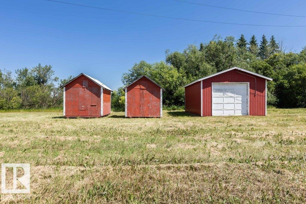 












59304 Rg Rd 230

,
Rural Thorhild County,




AB
T0G 0P0

