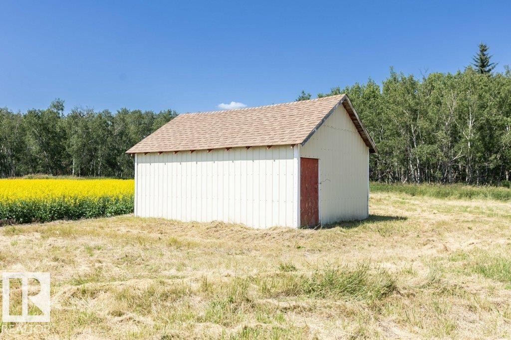 












59304 Rg Rd 230

,
Rural Thorhild County,




AB
T0G 0P0

