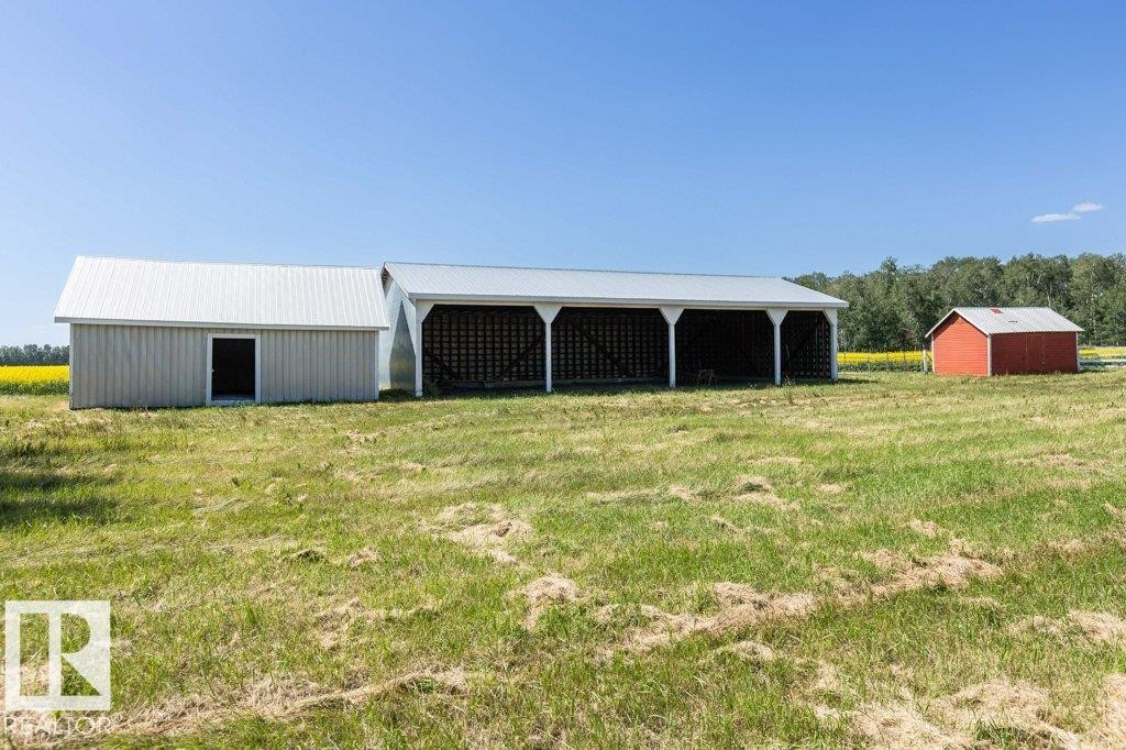 












59304 Rg Rd 230

,
Rural Thorhild County,




AB
T0G 0P0

