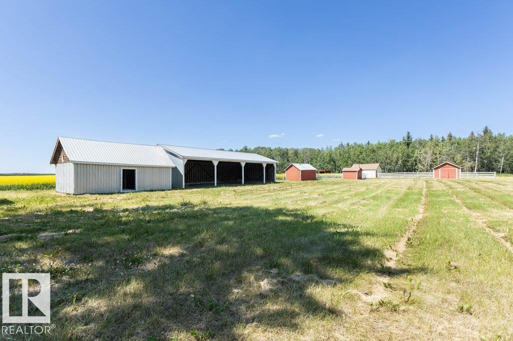 












59304 Rg Rd 230

,
Rural Thorhild County,




AB
T0G 0P0

