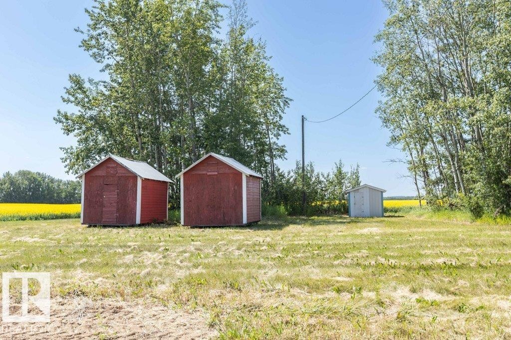 












59304 Rg Rd 230

,
Rural Thorhild County,




AB
T0G 0P0

