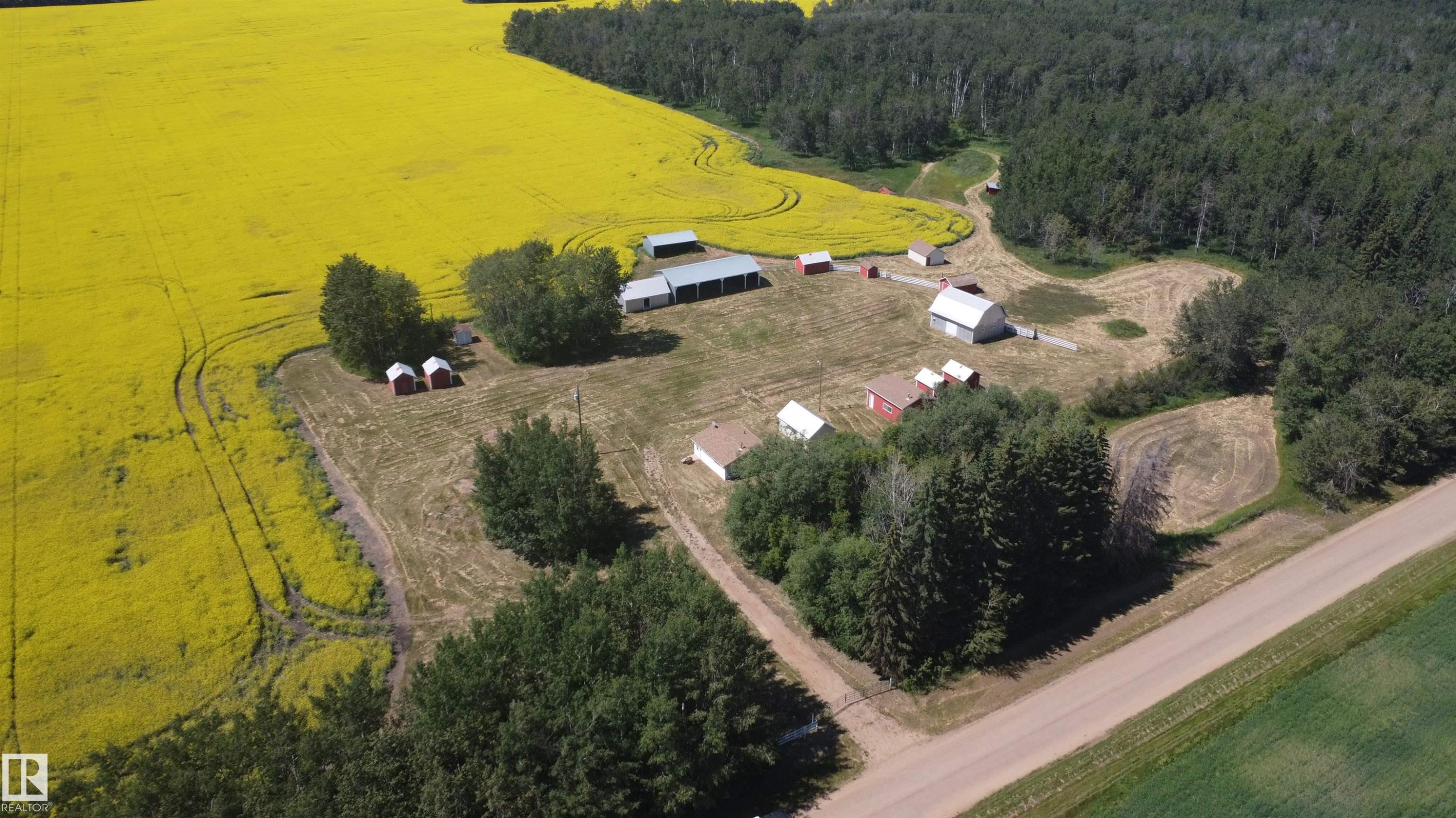 












59304 Rg Rd 230

,
Rural Thorhild County,




AB
T0G 0P0

