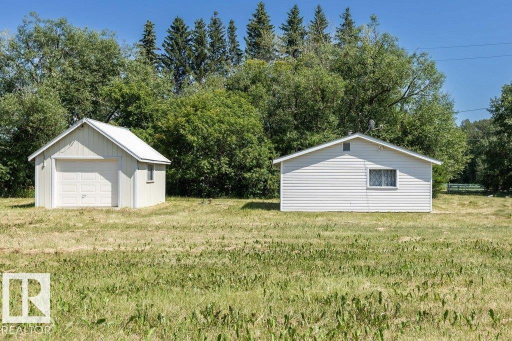 












59304 Rg Rd 230

,
Rural Thorhild County,




AB
T0G 0P0

