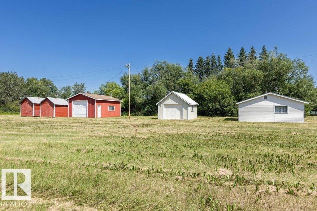 












59304 Rg Rd 230

,
Rural Thorhild County,




AB
T0G 0P0

