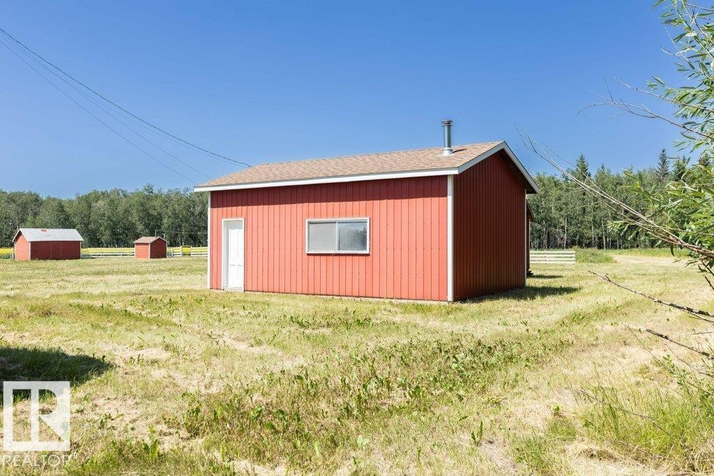 












59304 Rg Rd 230

,
Rural Thorhild County,




AB
T0G 0P0

