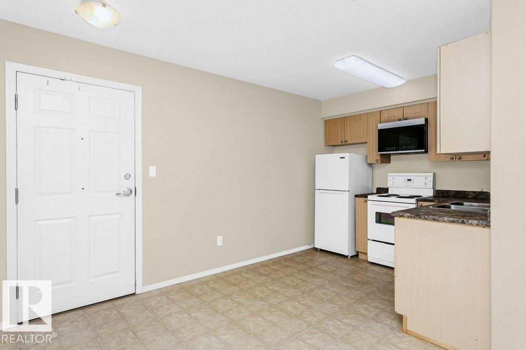 












220 8802 SOUTHFORT

,
Fort Saskatchewan,




AB
T8L 4R6


